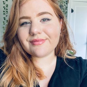 Meet your Posher, Averie